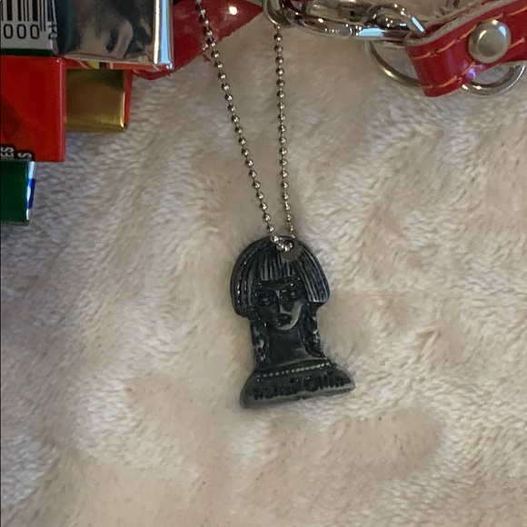 Woven Magazine Clutch - Picture 3 of 8